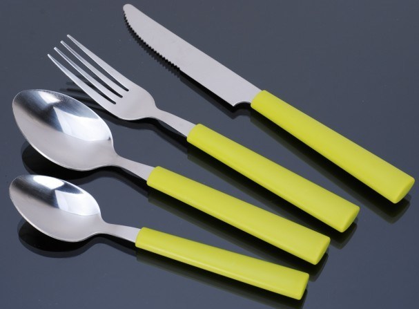Stainless Steel Dinner Cutlery Set with Colorful Plastic Handle No. P03